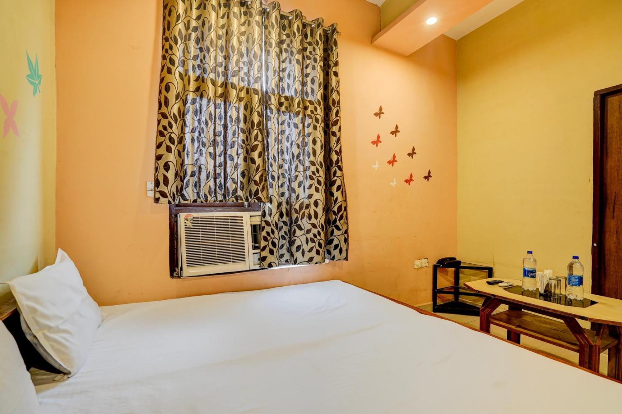 Hotel O Shyam Utsav Mirzāpur Extérieur photo